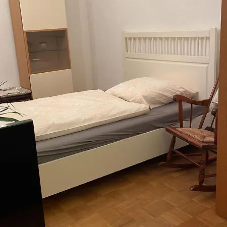 Apartment 2schlafzimmer, Wohnkueche&balkon *